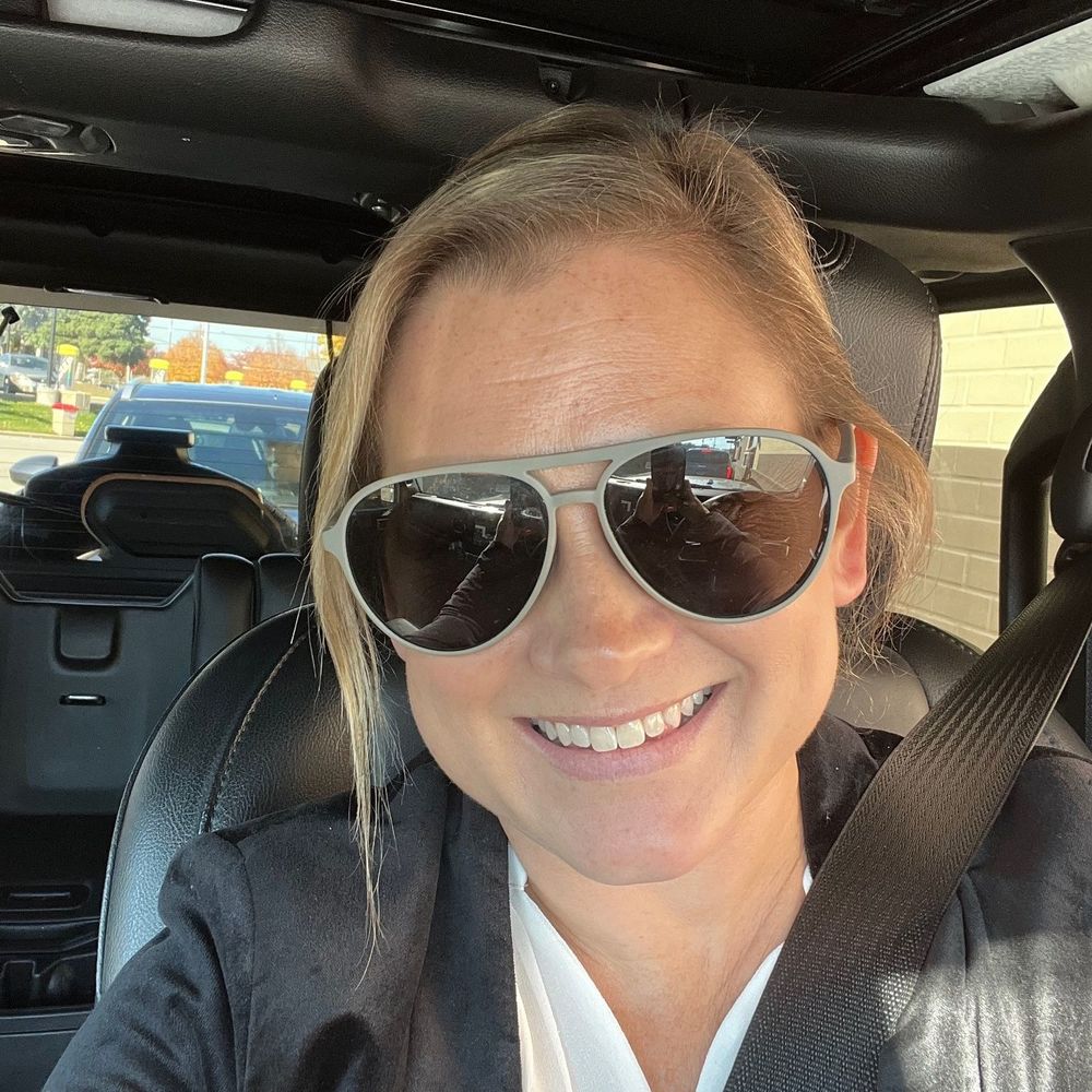 Meet your Posher, Lisa